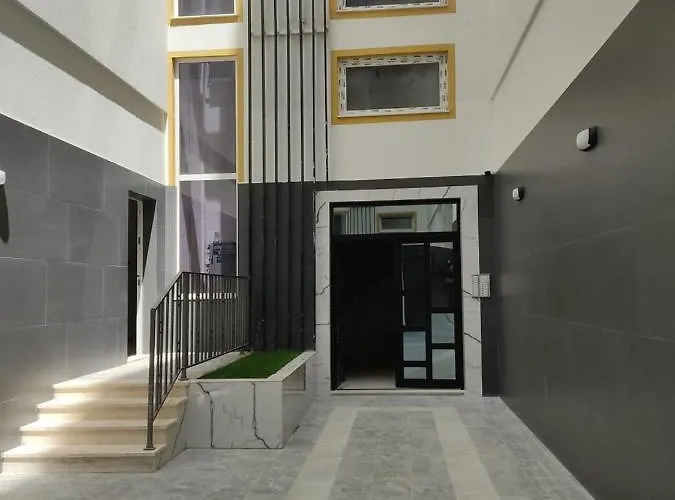 Apartment Atrium Residency